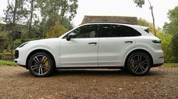 PORSCHE CAYENNE ESTATE S 5dr Tiptronic S